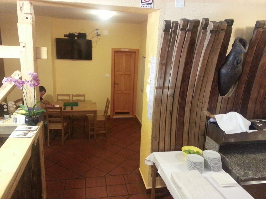 Europa Hostel Portorož Dış mekan fotoğraf