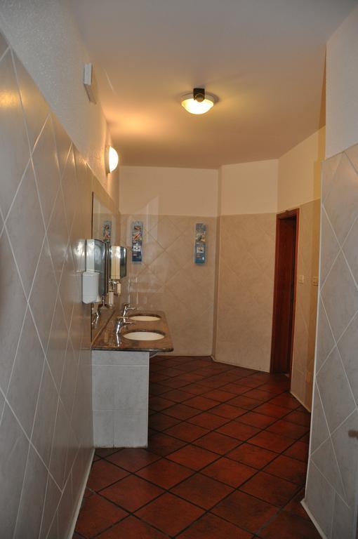 Europa Hostel Portorož Oda fotoğraf